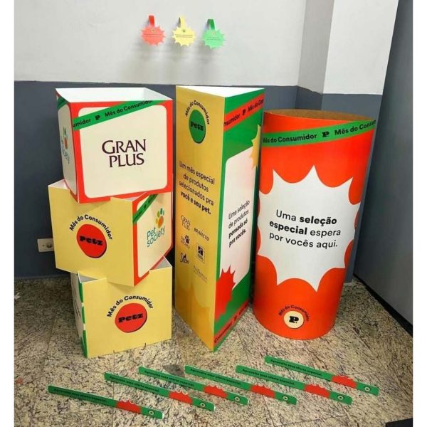 Totem Cubo | Quadriedro 40x40cm em Papel Duplex ou Polionda – Personalizado
